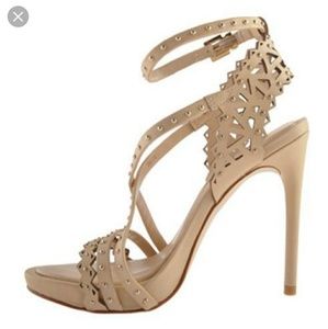 BCBG maxazria heels... stunning